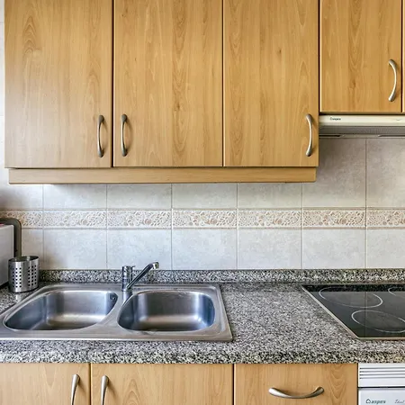 Romani, Con Piscina Holiday home