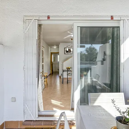 Holiday home Romani, Con Piscina L'Escala