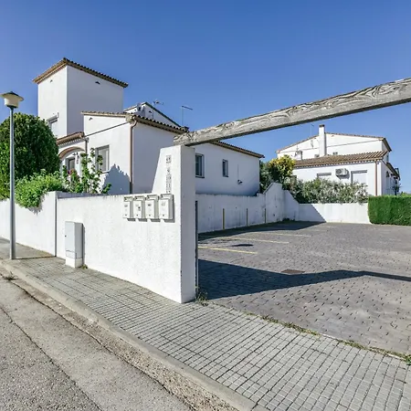 Romani, Con Piscina L'Escala