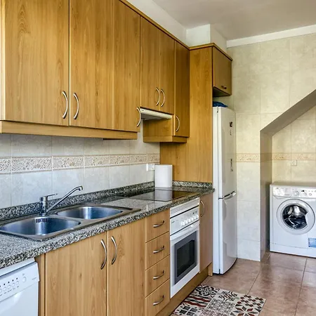Romani, Con Piscina L' Escala